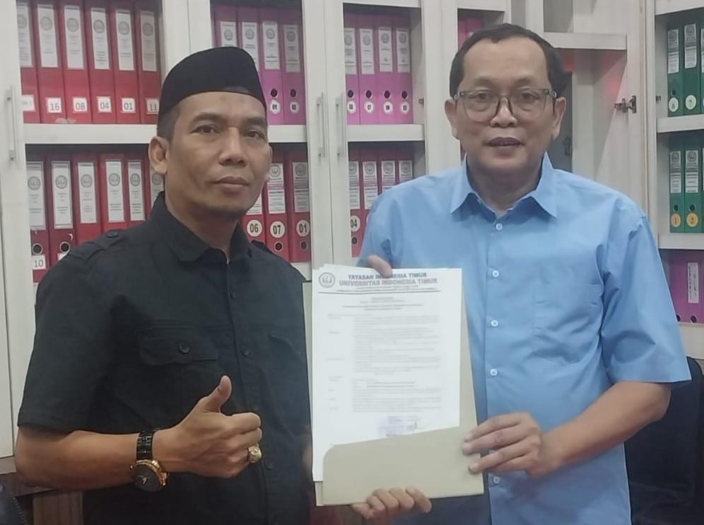 UIT Kukuhkan Affandy Agusman Aris Sebagai Wakil Rektor IV