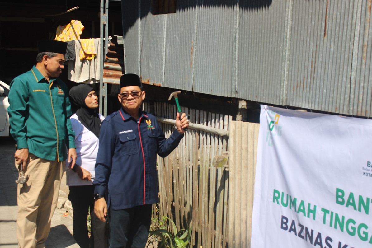 BAZNAS Makassar Rehab Rumah Marabot Masjid ISMI Nurul Habibie Daya