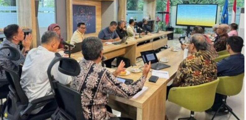 Dispar Makassar Hadiri Kajian Pengelolaan Wisata Bahari