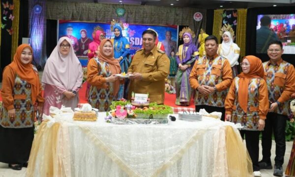 Rayakan  HUT ke-45 Dekranasda, Bupati Maros Dorong UMKM Berdaya Saing