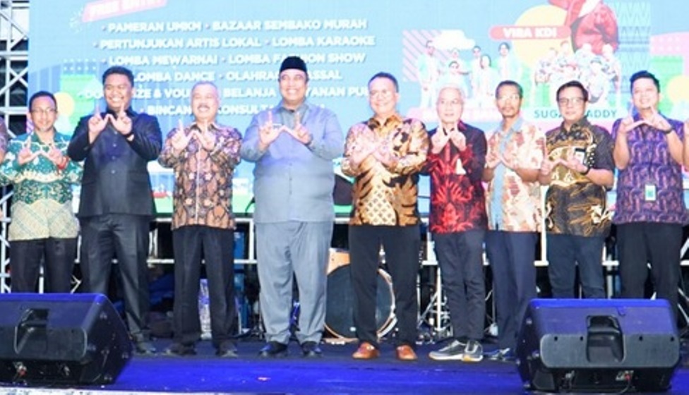 Buka Pasar Rakyat UMi, Bupati Maros Dorong Penguatan UMKM dan Ekonomi Kreatif