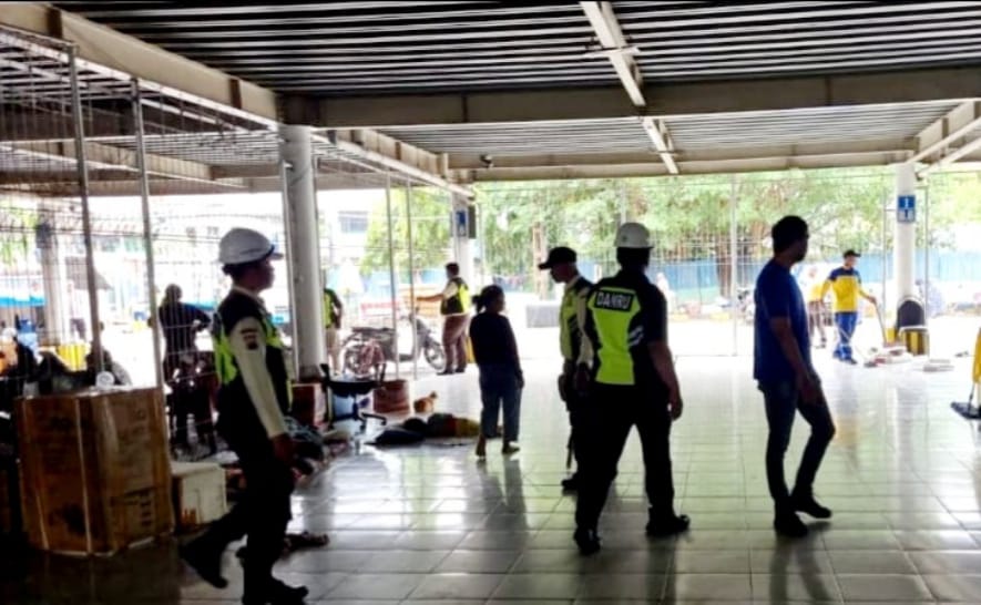 Sidak Kebersihan, Pelindo Regional 4 Makassar Tertibkan Area Pelabuhan untuk Tingkatkan Layanan