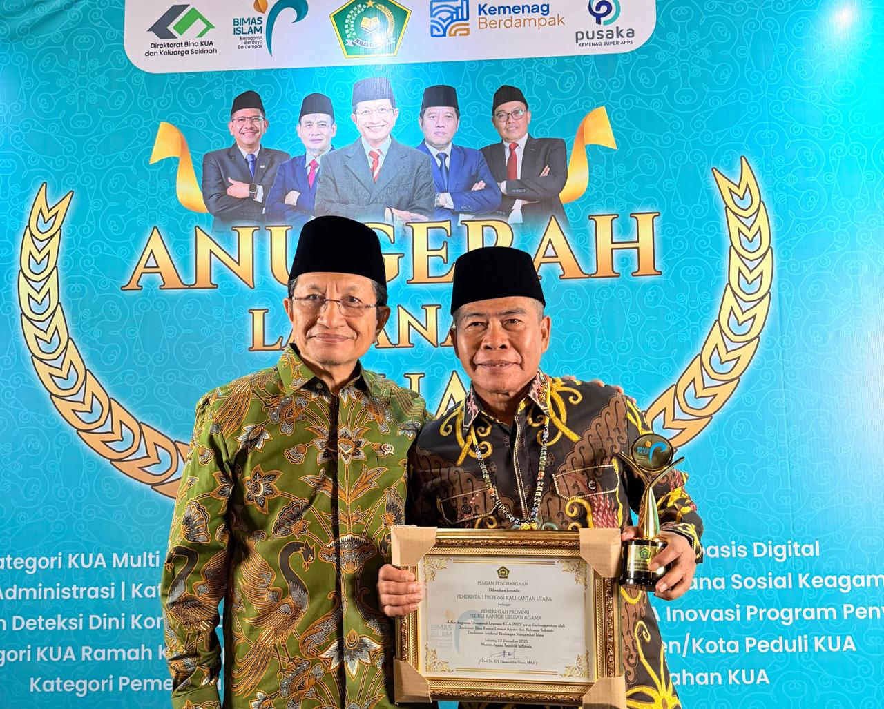 Gubernur Kaltara terima Penghargaan “Anugerah Layanan KUA 2025”