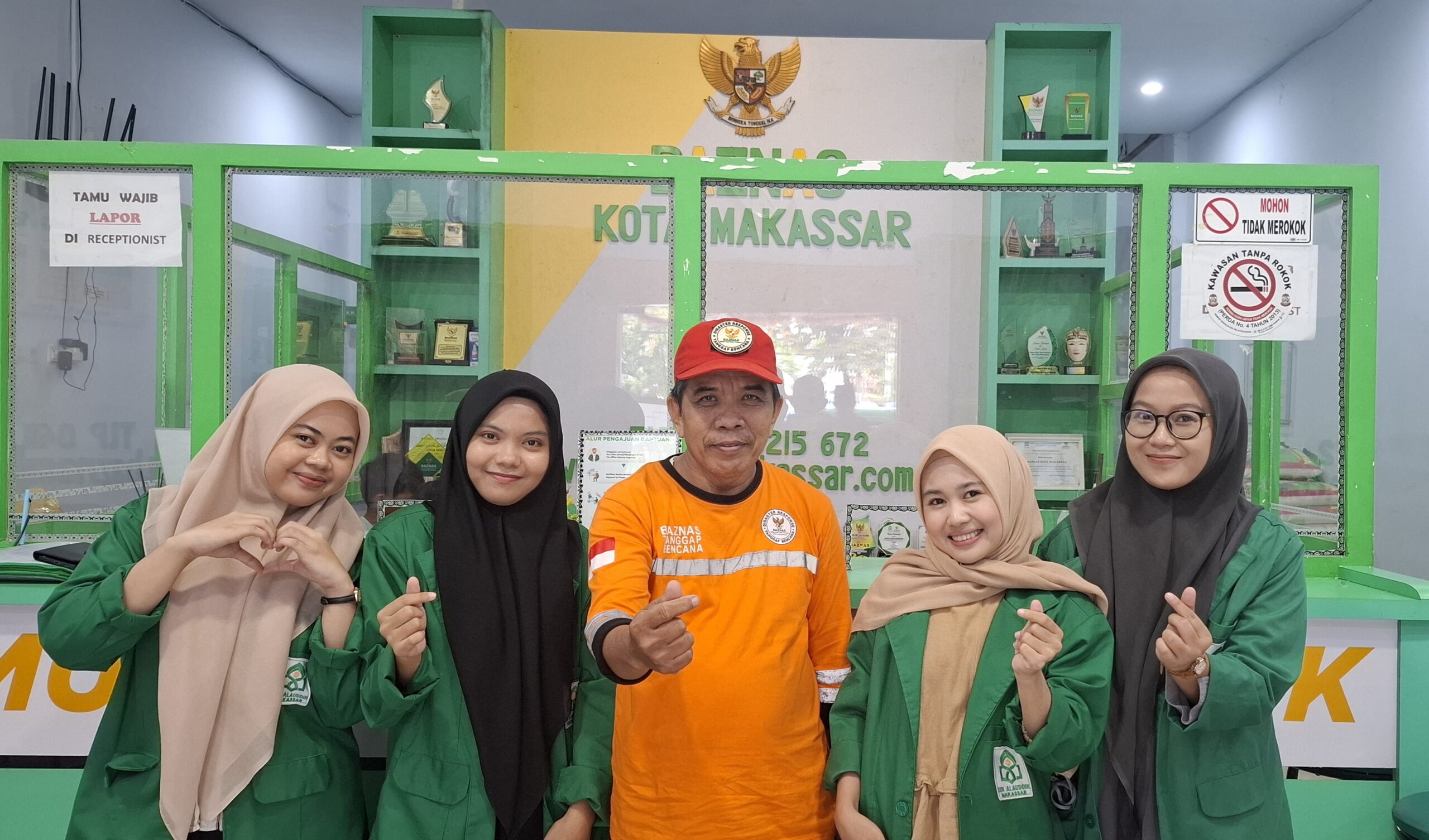 Mahasiswa komunikasi dan Penyiaran Islam UIN PPL di BAZNAS Makassar