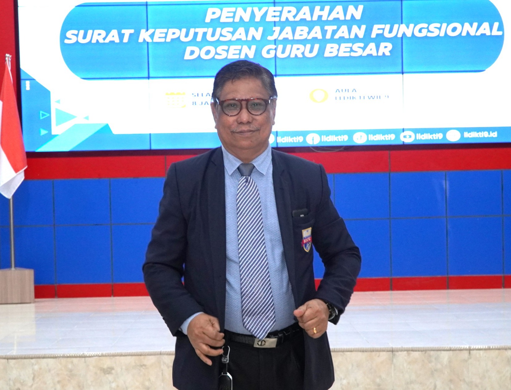 Mas’ud Muhammadiah Jurnalis Kini Guru Besar