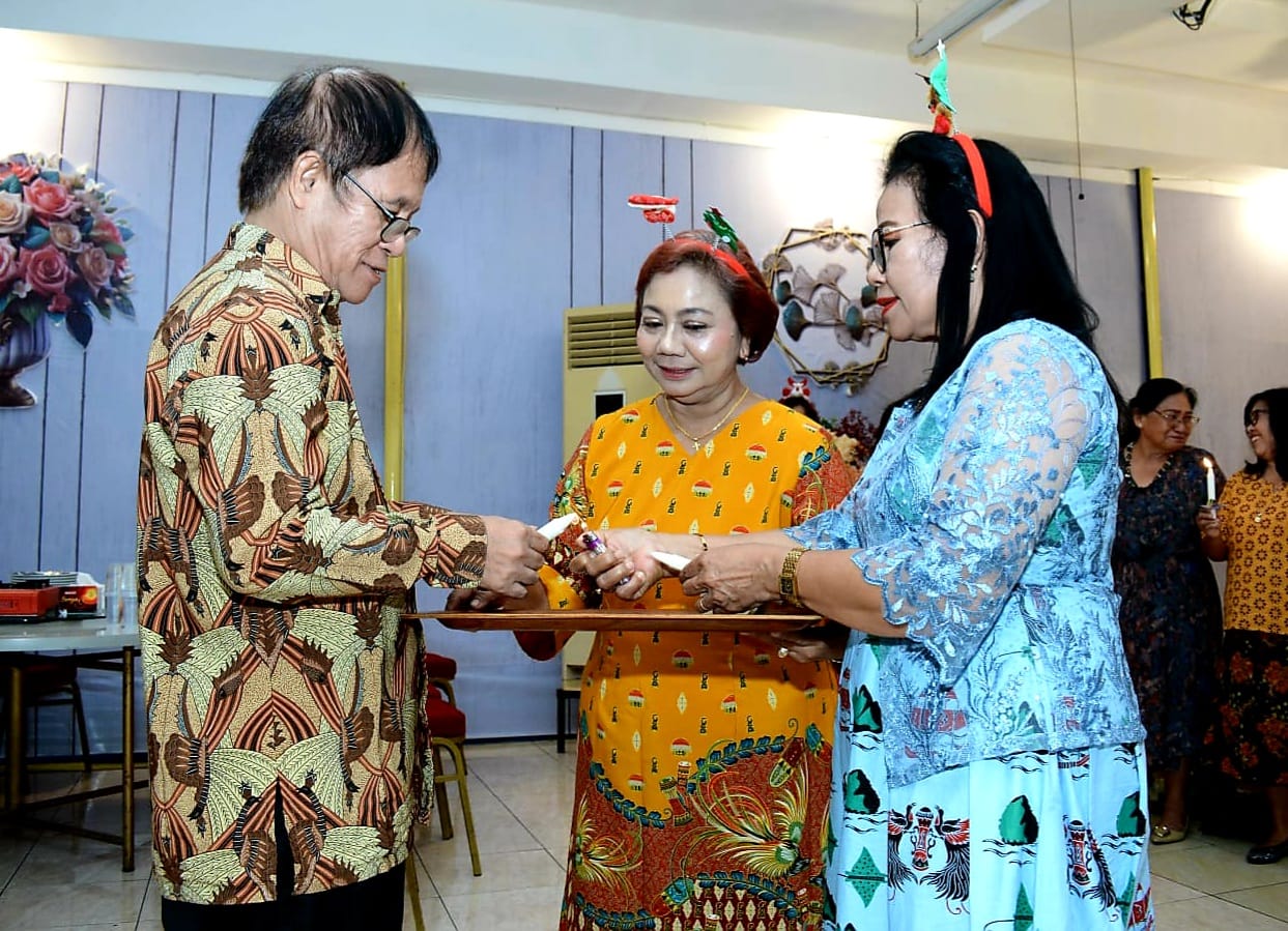 Natal Bersama Alumni SMANSA 81-82 Momen Teladan Persatuan dalam Keragaman