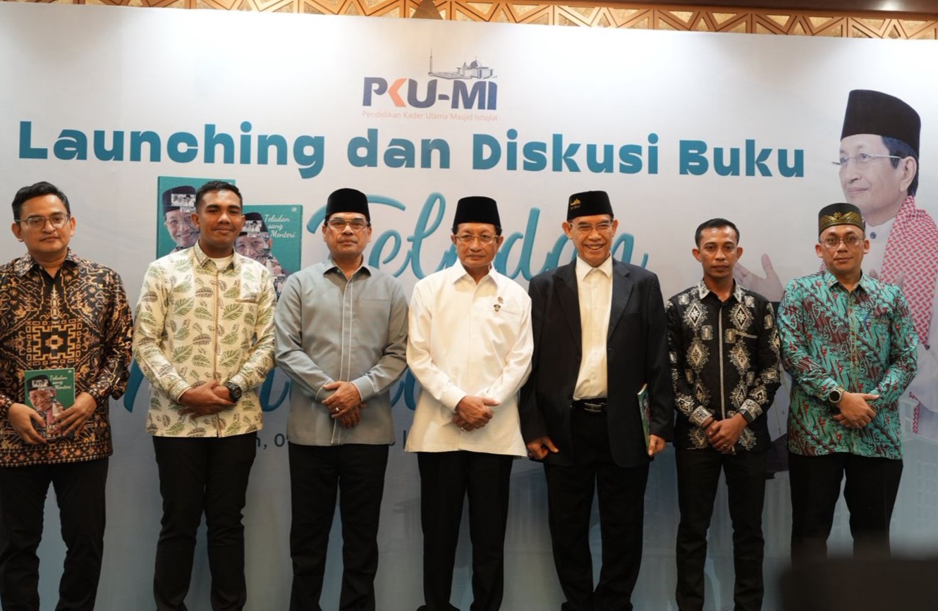 Buku “Teladan Sang Menteri” Karya Akademisi UIN  Ar-Raniry Diluncurkan di Istiqlal