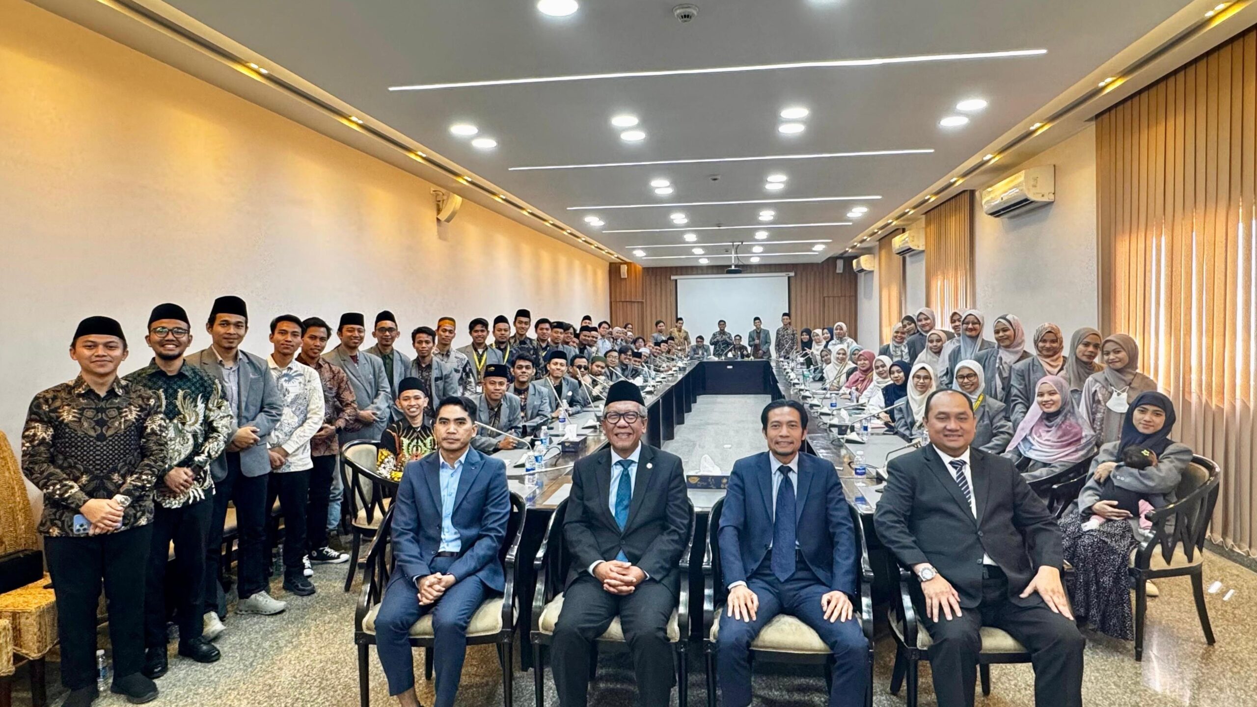 Mahasiswa PKUMI Kunjungi KBRI Kairo, Didorong Jadi Duta Bangsa dan Wajah Islam yang Moderat