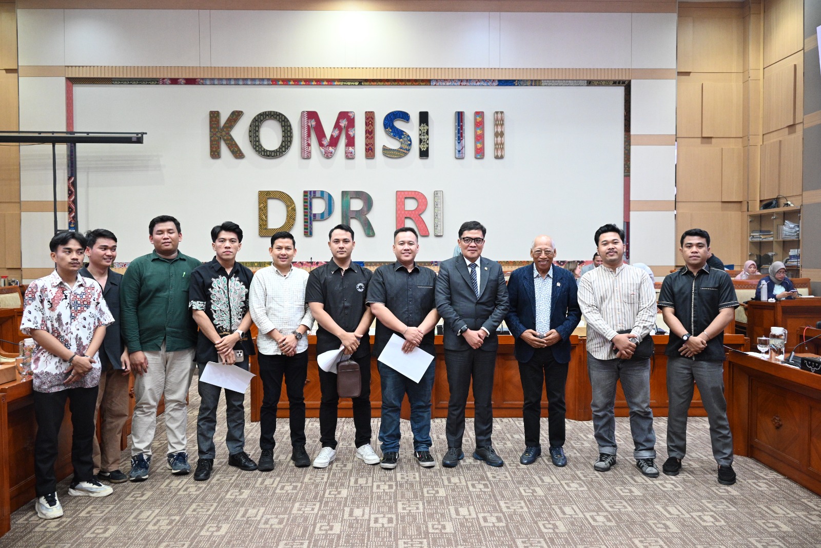 Trisula Pergerakan Gedor Komisi III: PENSIL, BRIM, dan KAMI Endus Barter Politik Dibalik RUU Polri