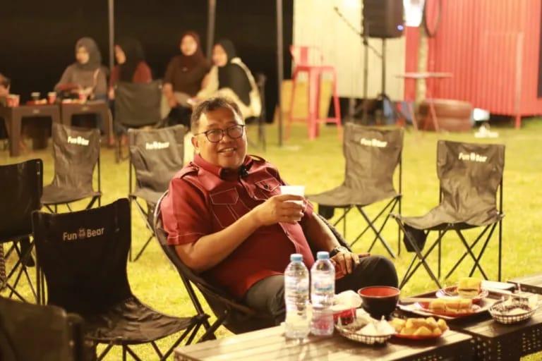 Bupati Takalar Nikmati Suasana Malam di Parialau