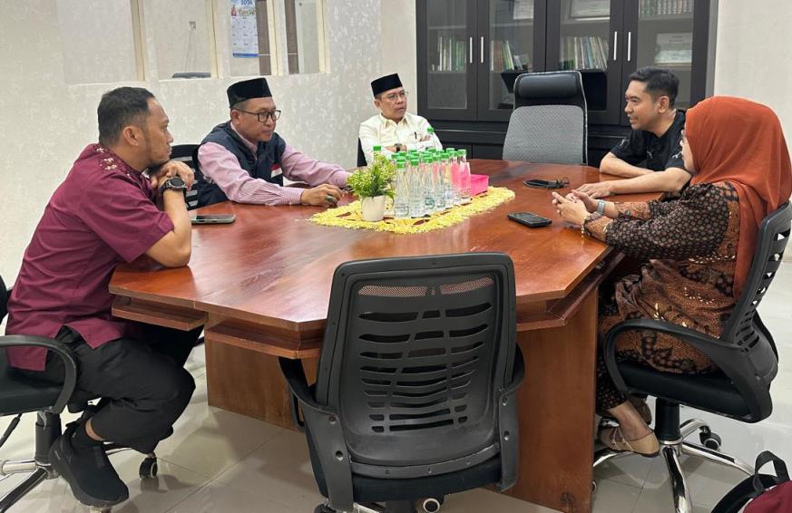 Pimpinan BAZNAS Makassar Mulai Berkantor