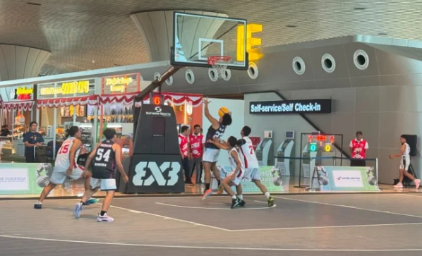 Bupati Maros Buka Kompetisi  Basket di Bandara Internasional Hasanuddin