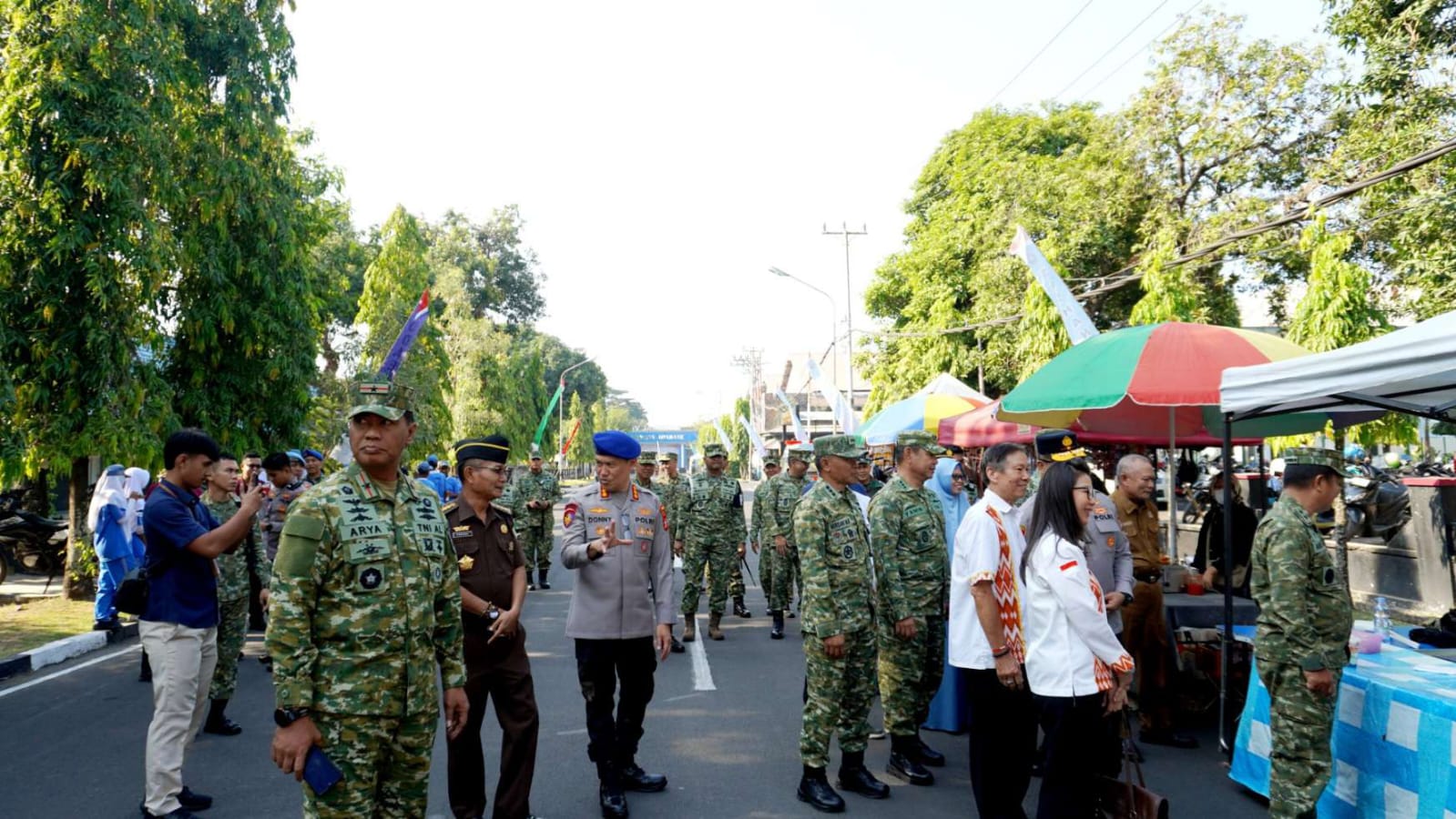 Pelindo Regional 4 Makassar Hadiri Bazar Pasar Murah Serentak dalam Rangka HUT ke-81 TNI