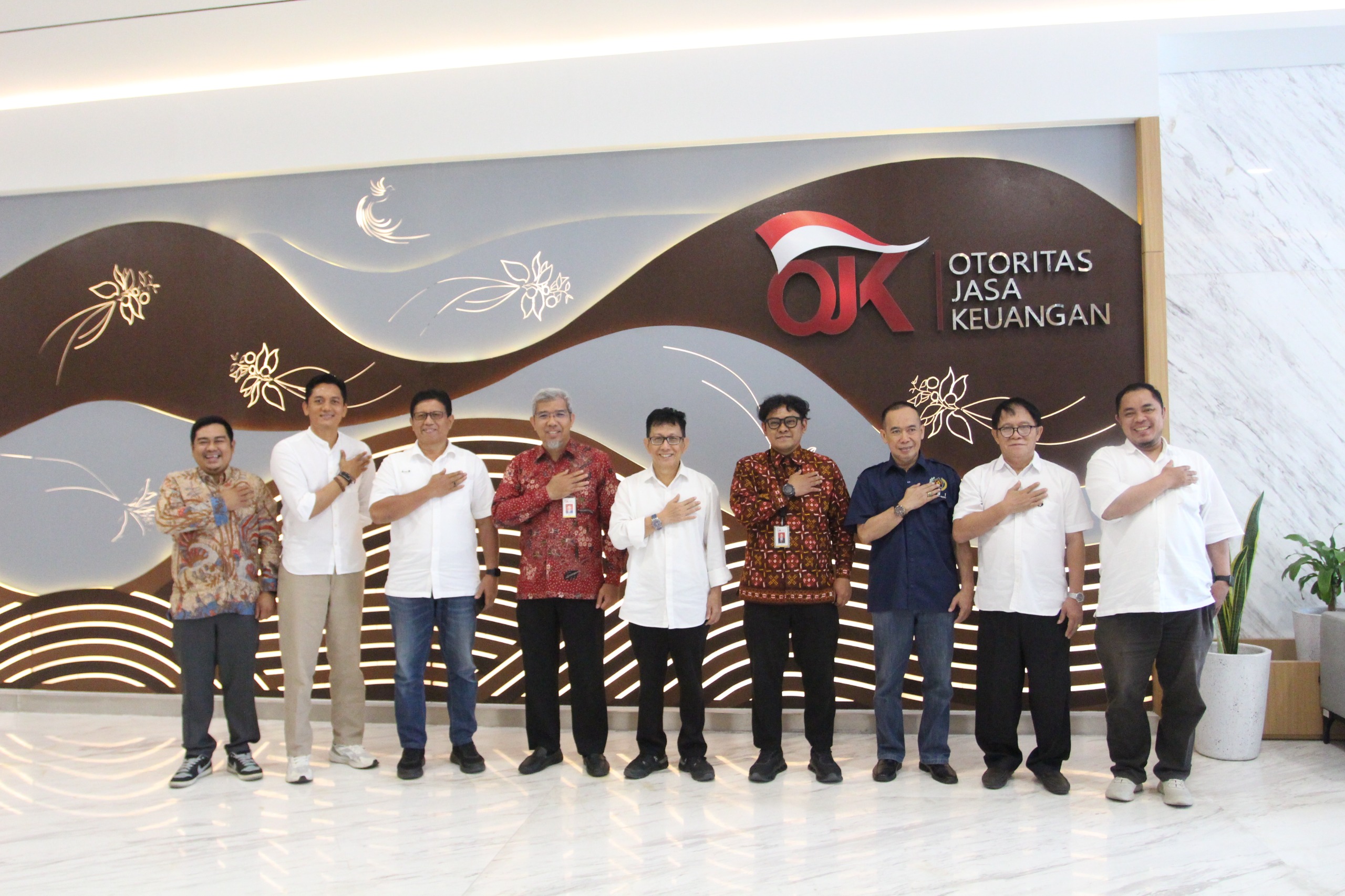 OJK Sulselbar Gandeng PWI Sulsel Perkuat Literasi Keuangan