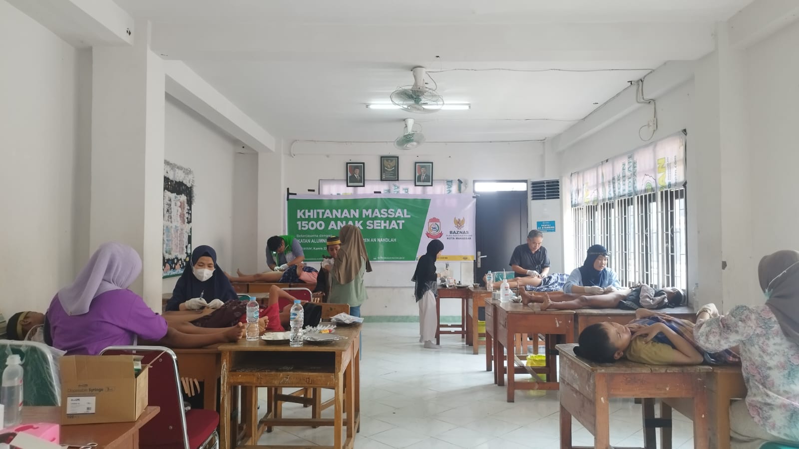 BAZNAS Sunat 58 Anak Keluarga Dhuafa di Ponpes An-Nahdla