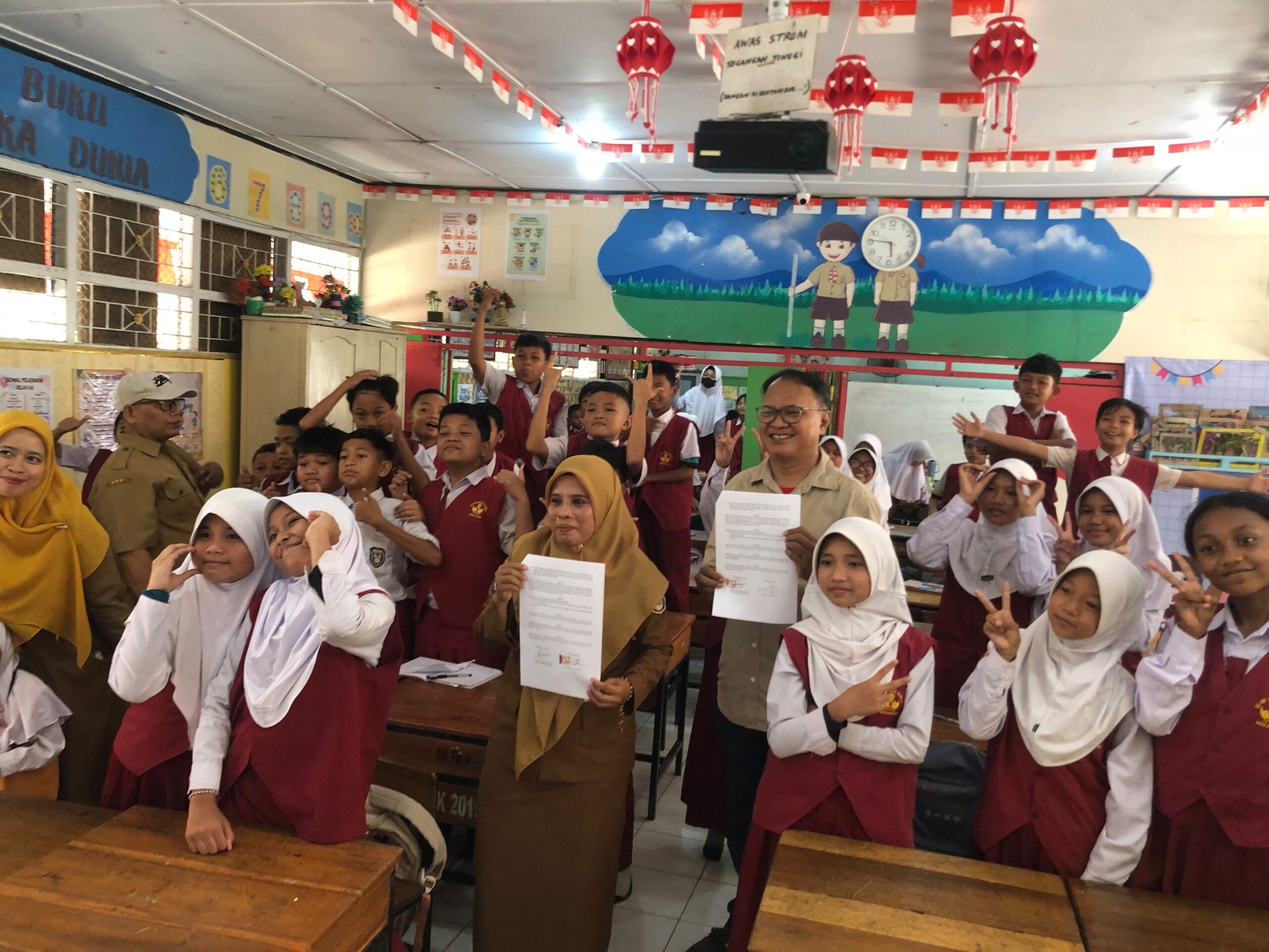 Spirit Berprestasi, Murid-Murid SD Inpres Tello Baru 2 Menulis Pengalamannya